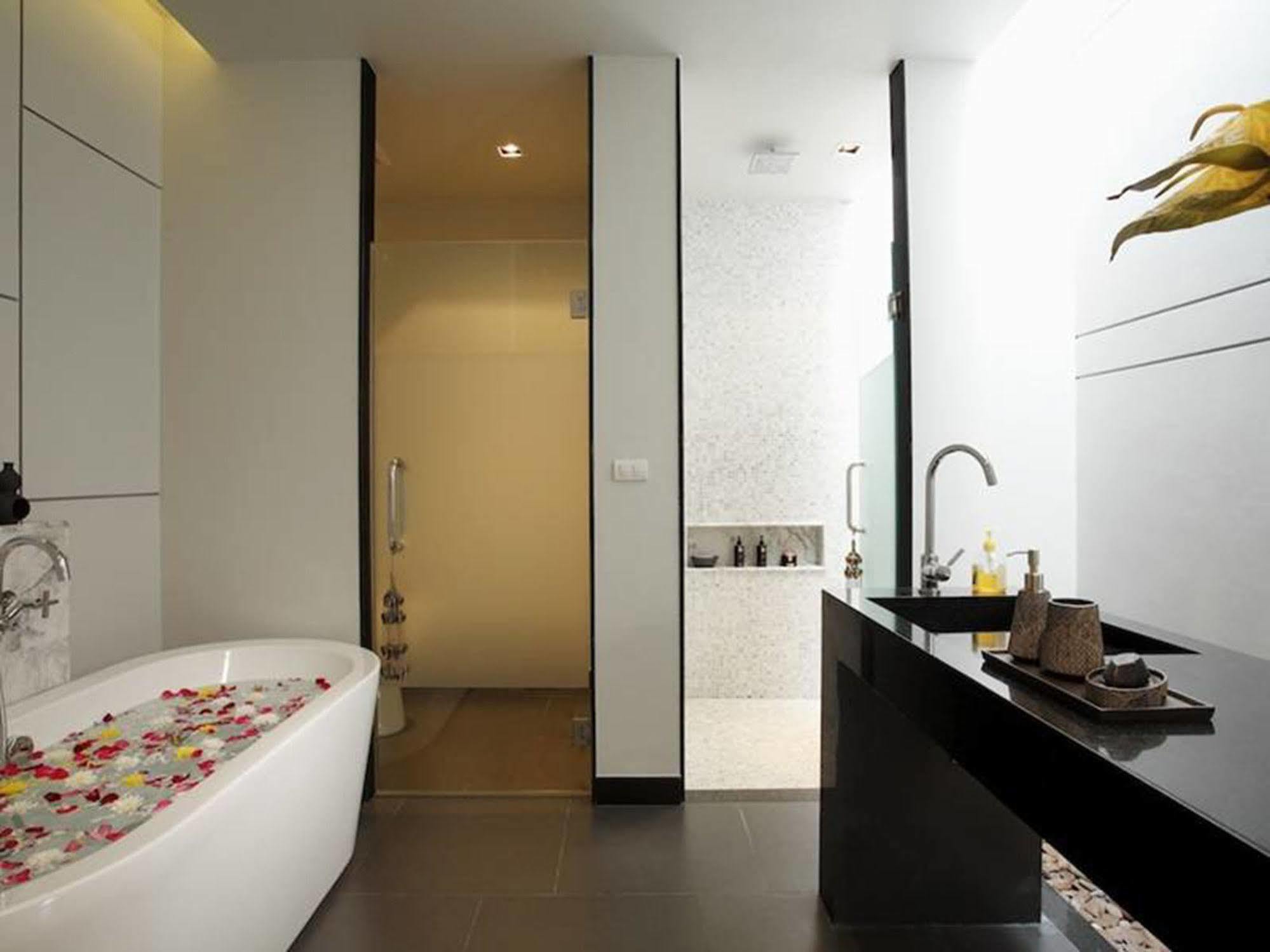 Wings Phuket Villa By Two Villas Holiday Extérieur photo